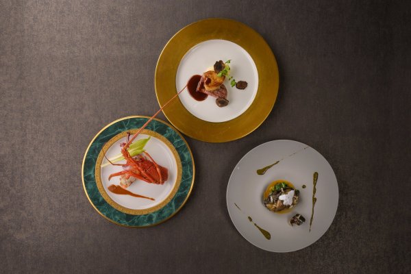 ガストロノミー ~GASTRONOMIQUE~ 伊勢海老・鮑・松阪牛付