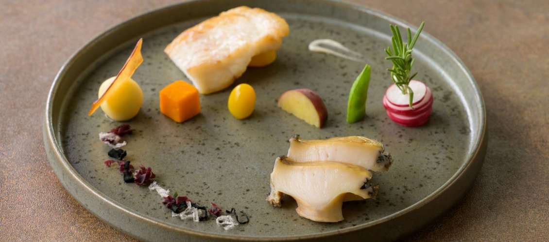 シグネチャー ~Signature~ 伊勢海老・鮑付