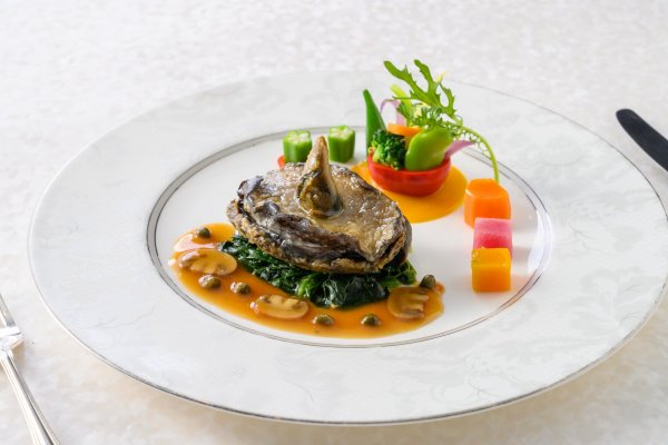 【期間延長!9月30日(水)まで】鮑ステーキランチ